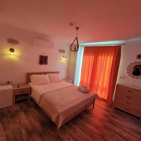 Hotel Paris Alacati Butik *